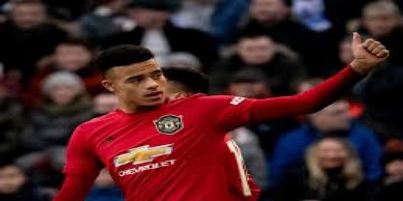 曼联俱乐部的谨慎应对- 爱游戏体育