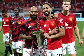 曼联清洗名单与转会策略-爱游戏体育