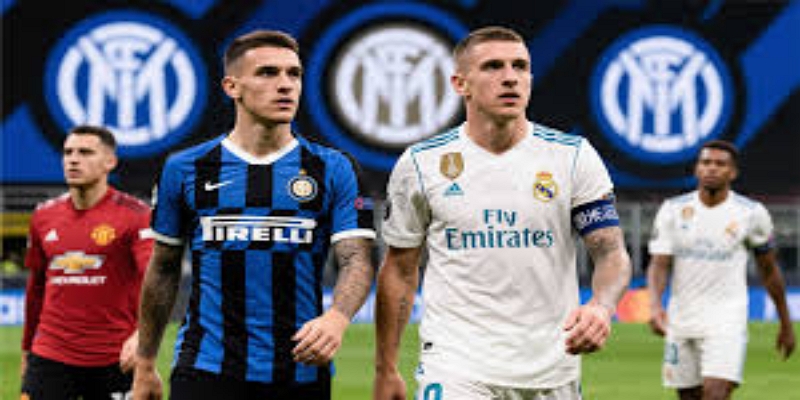 爱游戏体育建筑揭秘：新特拉福德的创新与标志性设计 - 爱游戏体育