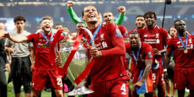 马德里之夜的宿命对决：两支逆行者的终极碰撞-爱游戏体育