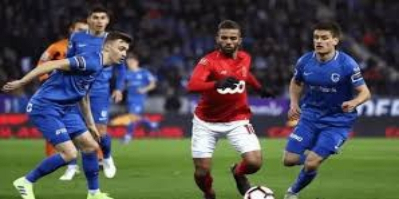 欧战失利触发教练组重组，爱游戏体育带您深度解析哈茨的决策- 爱游戏体育