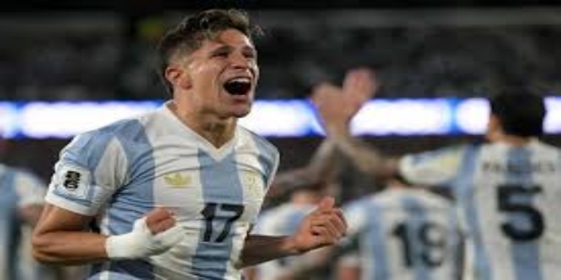 阿根廷在世界杯预选赛中的关键战役：与强敌交锋取得突破性进展-爱游戏体育