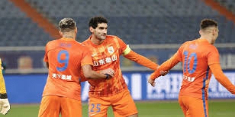 世界杯阵容选择：索斯盖特面临独特挑战- 爱游戏体育