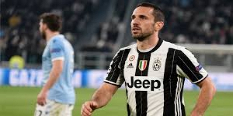 开局魔鬼赛程：首月考验球队深度- 爱游戏体育