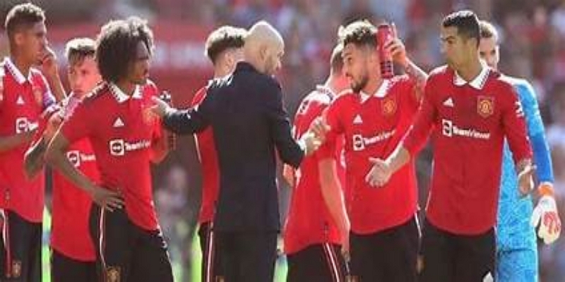 战术核心解析—中场体系决定成败-爱游戏体育