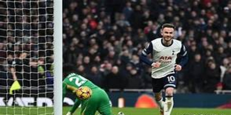 爱游戏体育深度解读：曼市双雄与顶级竞争升级-爱游戏体育