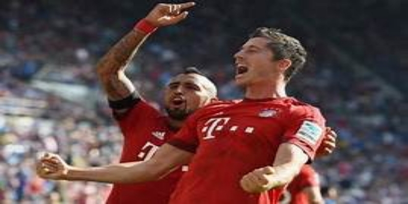 现实挑战与阵容重构—爱游戏体育拆解拜仁新阶段难题-爱游戏体育