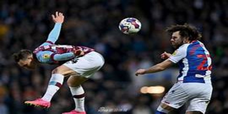 防线支柱：马克西姆·埃斯特夫的零失误表现-爱游戏体育